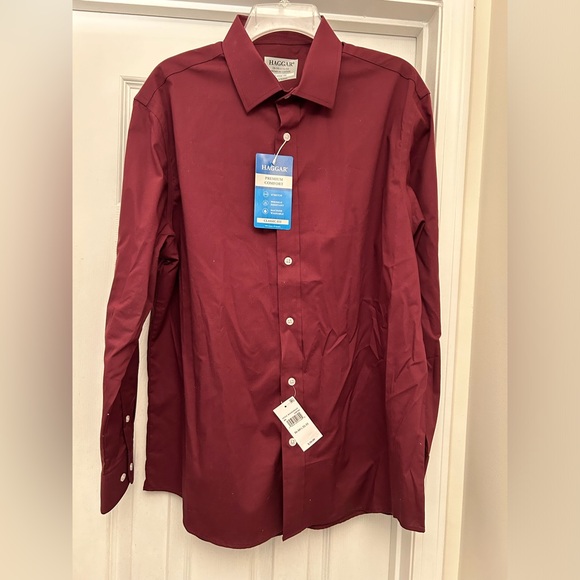Haggar Men’s Classic Fit Long-Sleeved Shirt NWT - Picture 1 of 4